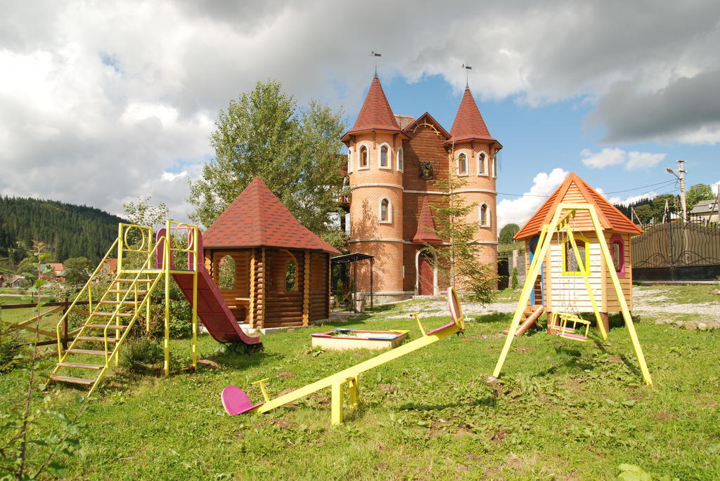 Castle Belvedere Aparthotel Bukovel Exterior photo